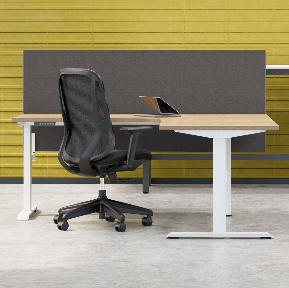 Klass Fixed 90° Workstation with Edge25 Screen - alternate view, size or finish; optional items may be shown