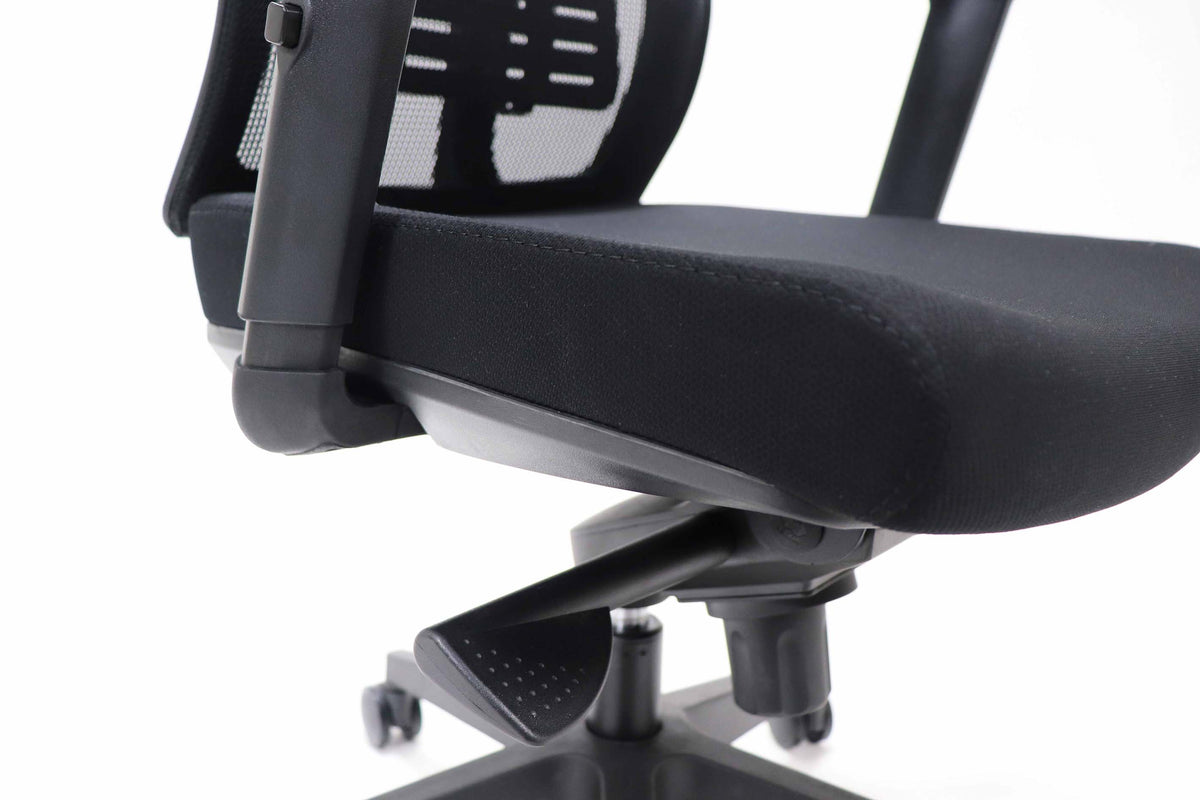 Cascade Ergonomic Mesh Task Chair