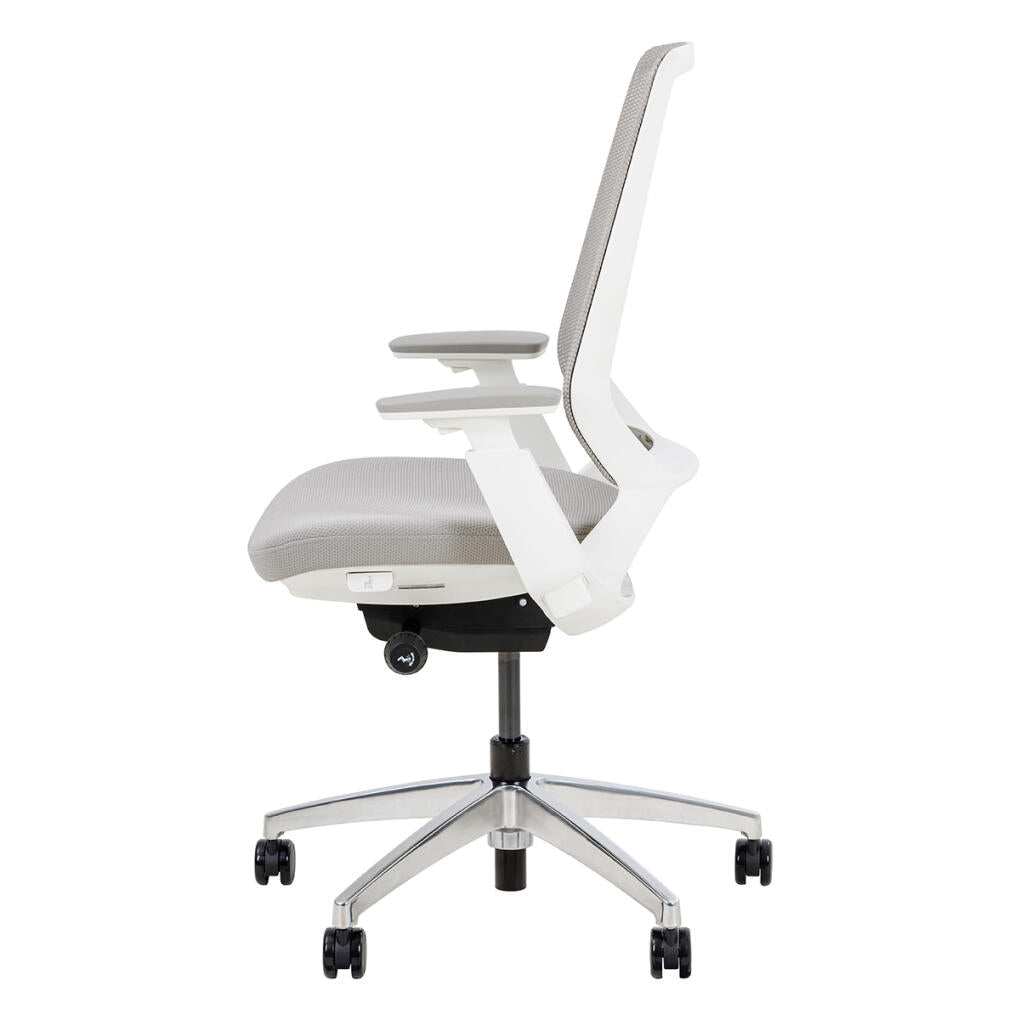 Okamura Abilis Executive Chair - alternate view, size or finish; optional items may be shown